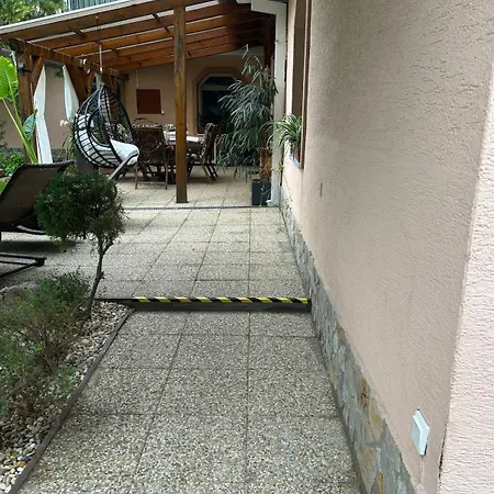 Karlina 100 M2 Terrace Garden Апартаменты *